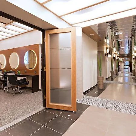 Hotel Health & 3*